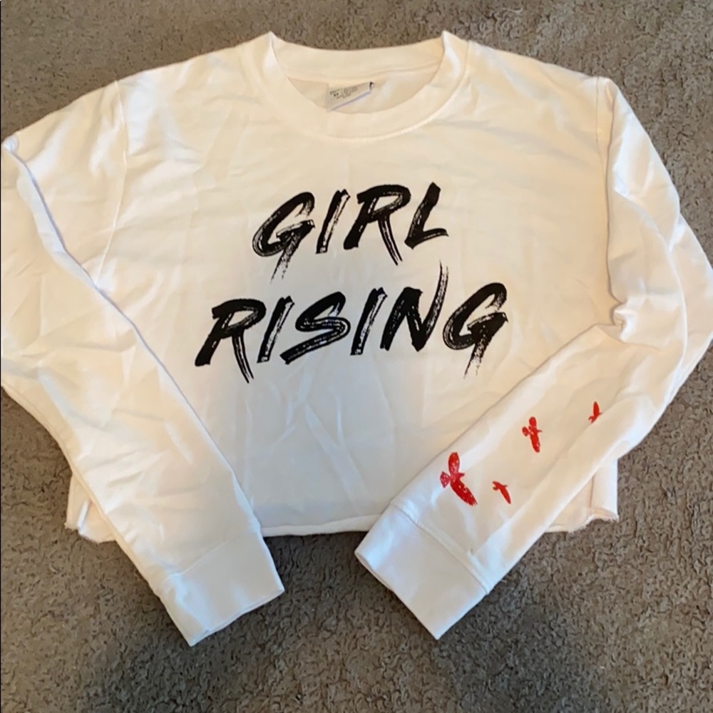 Girl rising crop top